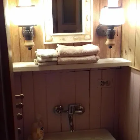 Деревянный коттедж Ekolandia